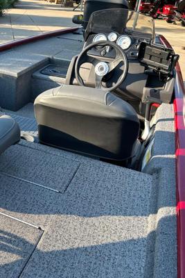 Tracker Pro Team 170 TX