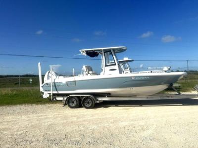 Sea Hunt Escape 25