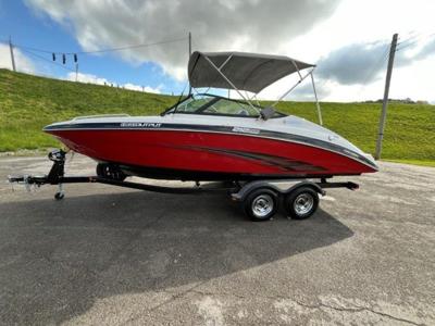 Yamaha Boats 212SS