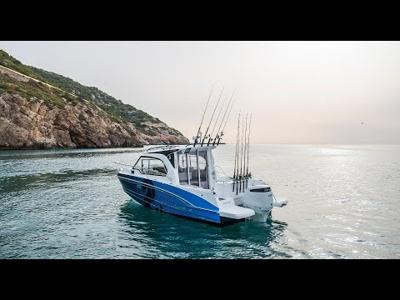 Beneteau Antares 8 Fishing